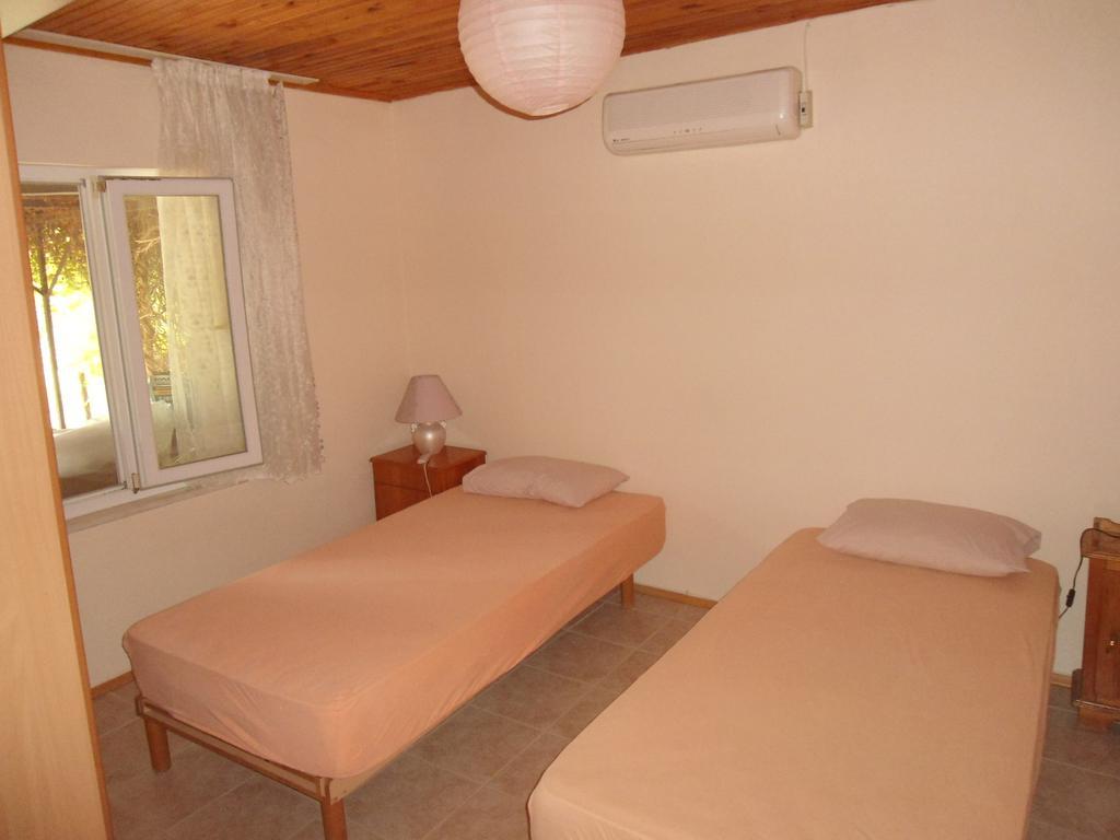 Bungalow Halil Чирали Номер фото
